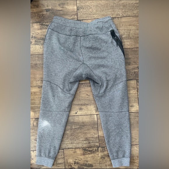 NIKE SPORTSWEAR TECH FLEECE FULL-ZIP HOODIE DARK GREY  / TECH FLEECE JOGGERS - Picture 4 of 4